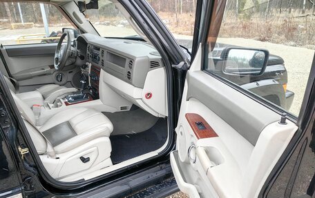 Jeep Commander, 2007 год, 1 800 000 рублей, 26 фотография