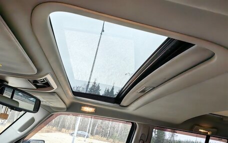 Jeep Commander, 2007 год, 1 800 000 рублей, 28 фотография