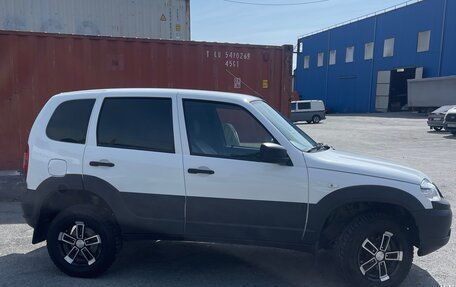Chevrolet Niva I рестайлинг, 2019 год, 845 000 рублей, 10 фотография