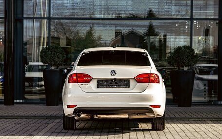 Volkswagen Jetta VI, 2014 год, 955 000 рублей, 5 фотография