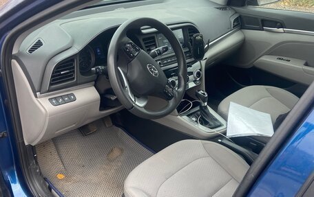 Hyundai Elantra VI рестайлинг, 2019 год, 1 500 000 рублей, 9 фотография