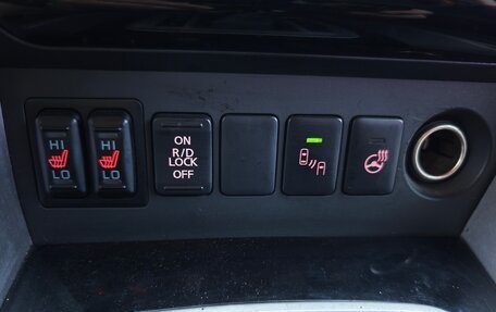 Mitsubishi Pajero Sport III рестайлинг, 2018 год, 2 550 000 рублей, 9 фотография