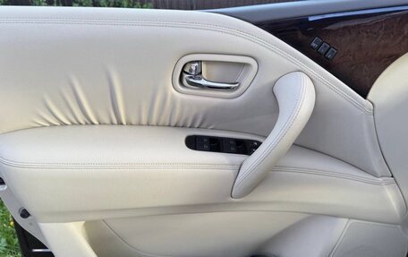 Infiniti QX56, 2011 год, 3 950 000 рублей, 8 фотография