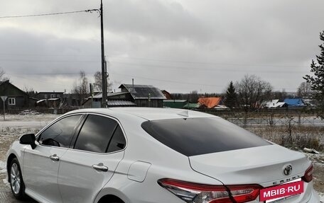 Toyota Camry, 2019 год, 2 500 000 рублей, 5 фотография