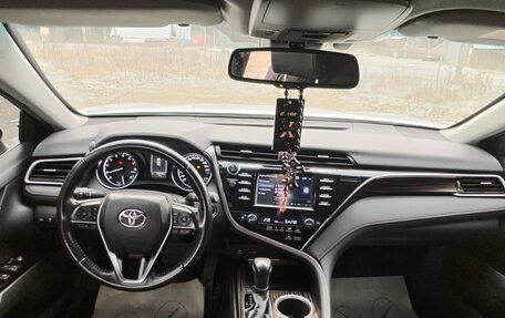 Toyota Camry, 2019 год, 2 500 000 рублей, 7 фотография