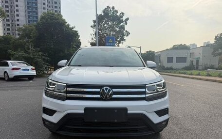 Volkswagen Tharu, 2022 год, 1 770 777 рублей, 2 фотография