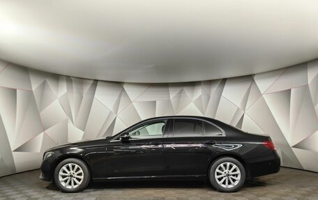 Mercedes-Benz E-Класс, 2020 год, 2 999 999 рублей, 5 фотография