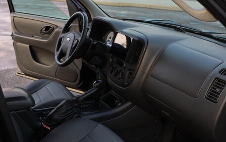 Ford Escape II, 2004 год, 700 000 рублей, 7 фотография