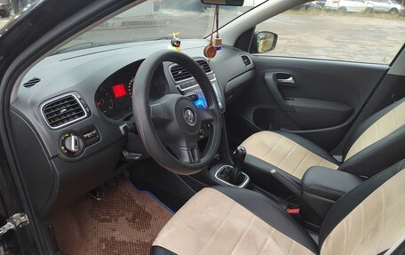 Volkswagen Polo VI (EU Market), 2010 год, 830 000 рублей, 5 фотография