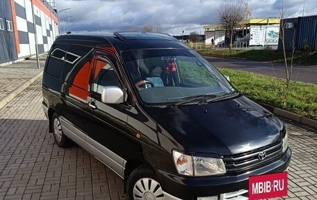 Toyota Town Ace III, 1998 год, 450 000 рублей, 4 фотография