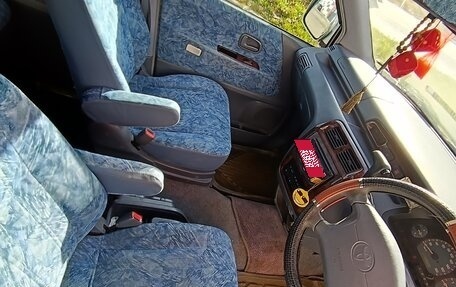 Toyota Town Ace III, 1998 год, 450 000 рублей, 24 фотография