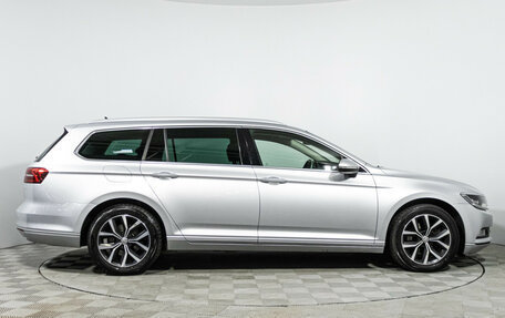 Volkswagen Passat B8 рестайлинг, 2017 год, 1 950 000 рублей, 4 фотография