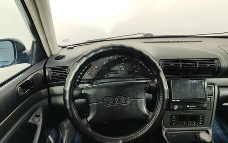 Audi A4, 1997 год, 359 000 рублей, 12 фотография