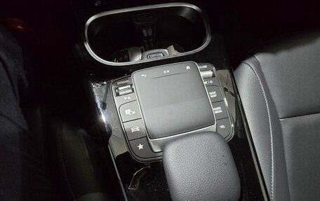 Mercedes-Benz A-Класс, 2022 год, 2 799 999 рублей, 10 фотография