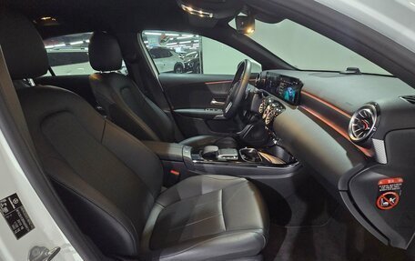 Mercedes-Benz A-Класс, 2022 год, 2 799 999 рублей, 12 фотография