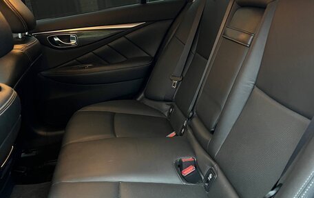 Infiniti Q50 I рестайлинг, 2017 год, 2 100 000 рублей, 10 фотография