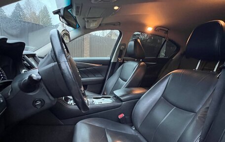 Infiniti Q50 I рестайлинг, 2017 год, 2 100 000 рублей, 13 фотография