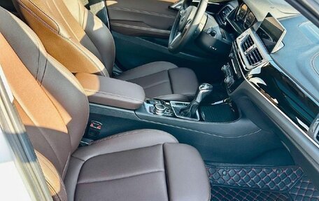 BMW 1 серия, 2022 год, 2 200 000 рублей, 13 фотография