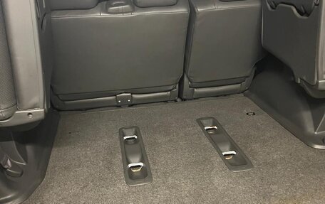 Toyota Land Cruiser Prado 120 рестайлинг, 2008 год, 2 200 000 рублей, 2 фотография