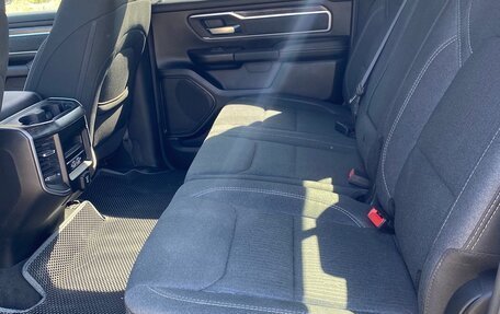 Rambler 1500, 2019 год, 5 490 000 рублей, 10 фотография