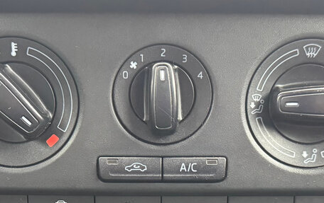 Skoda Rapid I, 2016 год, 899 000 рублей, 19 фотография