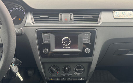 Skoda Rapid I, 2016 год, 899 000 рублей, 18 фотография