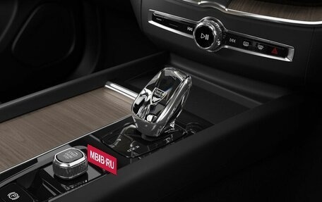 Volvo XC60 II, 2025 год, 9 800 000 рублей, 13 фотография