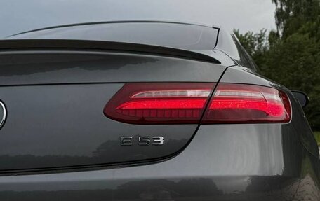 Mercedes-Benz E-Класс AMG, 2018 год, 5 800 000 рублей, 11 фотография