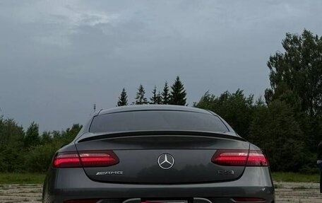 Mercedes-Benz E-Класс AMG, 2018 год, 5 800 000 рублей, 7 фотография