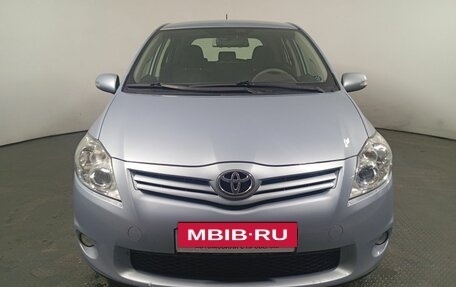 Toyota Auris II, 2011 год, 1 070 000 рублей, 2 фотография
