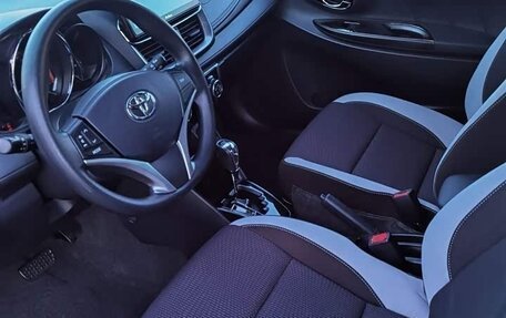 Toyota Yaris Cross, 2022 год, 1 230 202 рублей, 3 фотография