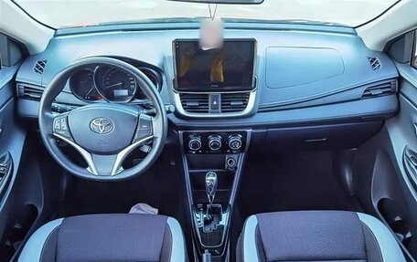 Toyota Yaris Cross, 2022 год, 1 230 202 рублей, 12 фотография