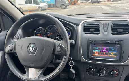 Renault Sandero II рестайлинг, 2017 год, 1 249 000 рублей, 15 фотография