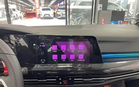 Volkswagen Golf VIII, 2021 год, 1 950 005 рублей, 13 фотография