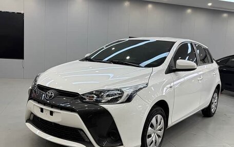Toyota Yaris Cross, 2022 год, 1 090 202 рублей, 9 фотография