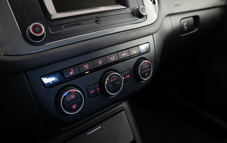 Volkswagen Tiguan I, 2015 год, 1 549 000 рублей, 17 фотография