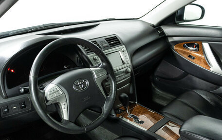Toyota Camry, 2010 год, 929 898 рублей, 11 фотография