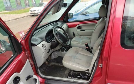 Renault Kangoo II рестайлинг, 2007 год, 500 000 рублей, 11 фотография