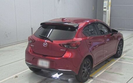 Mazda 2 III, 2021 год, 1 050 000 рублей, 4 фотография