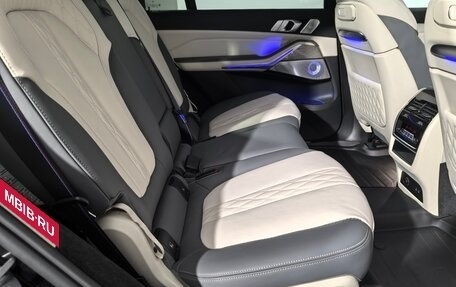 BMW X7, 2023 год, 14 290 000 рублей, 15 фотография