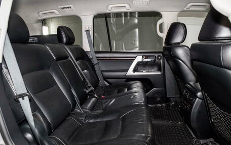 Toyota Land Cruiser 200, 2012 год, 3 200 000 рублей, 7 фотография