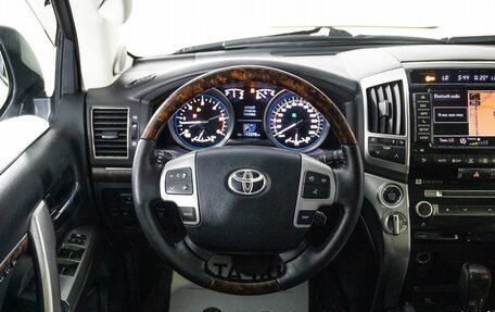 Toyota Land Cruiser 200, 2012 год, 3 200 000 рублей, 9 фотография