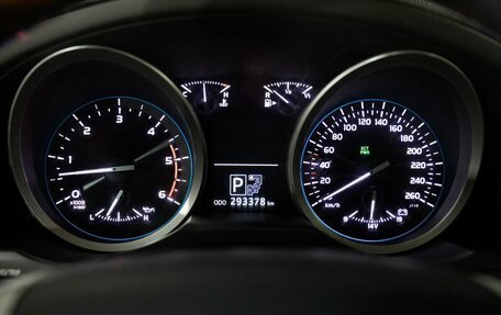 Toyota Land Cruiser 200, 2012 год, 3 200 000 рублей, 10 фотография