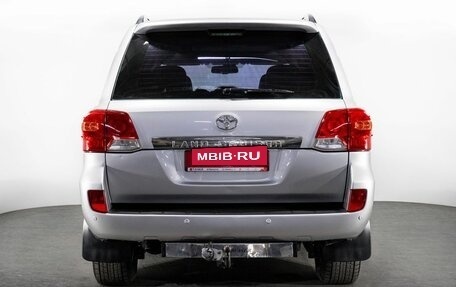 Toyota Land Cruiser 200, 2012 год, 3 200 000 рублей, 4 фотография