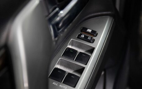 Toyota Land Cruiser 200, 2012 год, 3 200 000 рублей, 21 фотография