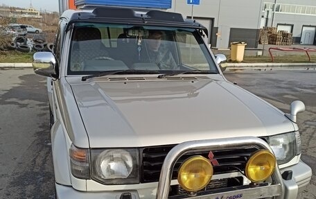 Mitsubishi Pajero III рестайлинг, 1994 год, 790 000 рублей, 1 фотография
