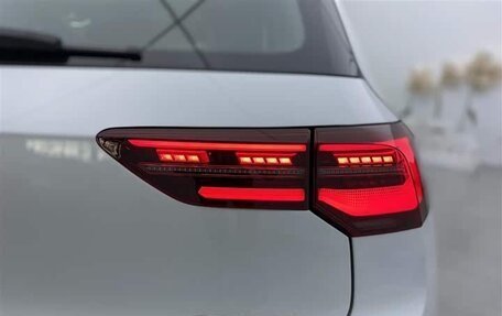 Volkswagen Golf VIII, 2022 год, 1 944 001 рублей, 7 фотография