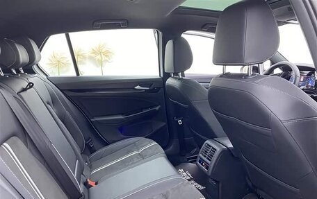 Volkswagen Golf VIII, 2022 год, 1 944 001 рублей, 22 фотография