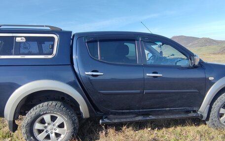 Mitsubishi L200 IV рестайлинг, 2014 год, 1 850 000 рублей, 4 фотография