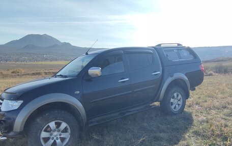 Mitsubishi L200 IV рестайлинг, 2014 год, 1 850 000 рублей, 12 фотография